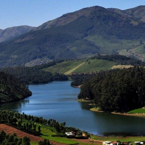 Ooty Lake boat ride in Nilgiris